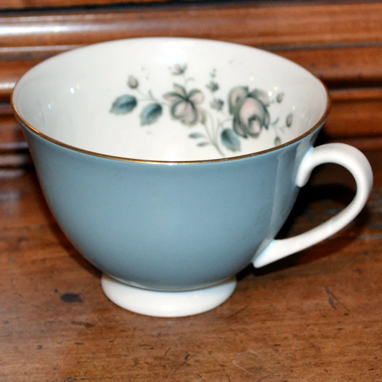 Royal Doulton Rose Elegans TC1010 Teacup - Image 3