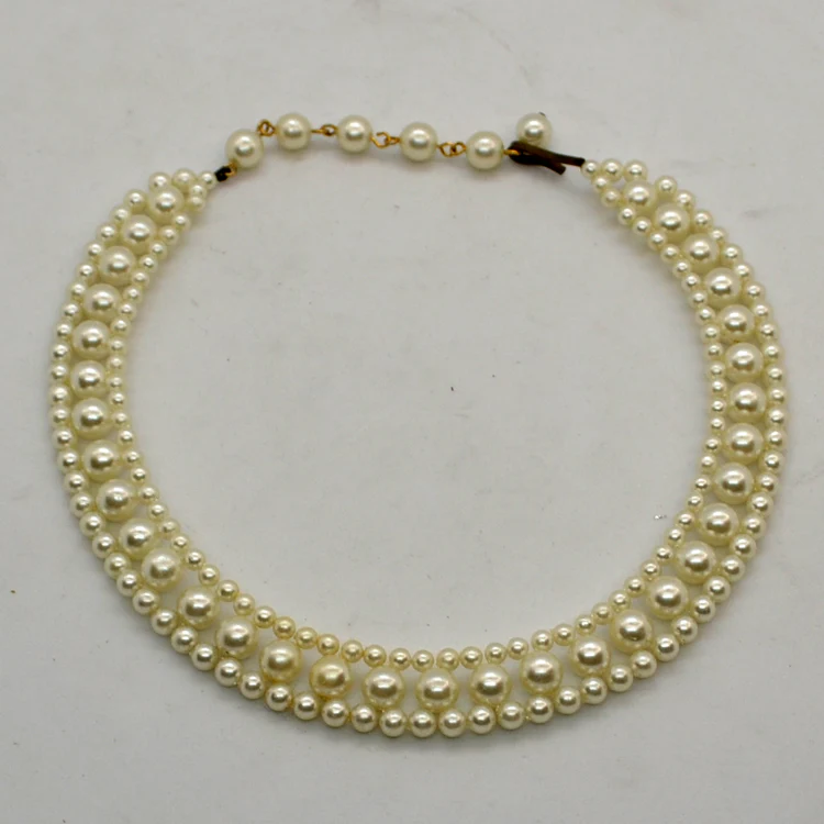 Vintage faux pearl costume jewellery necklace - Image 3